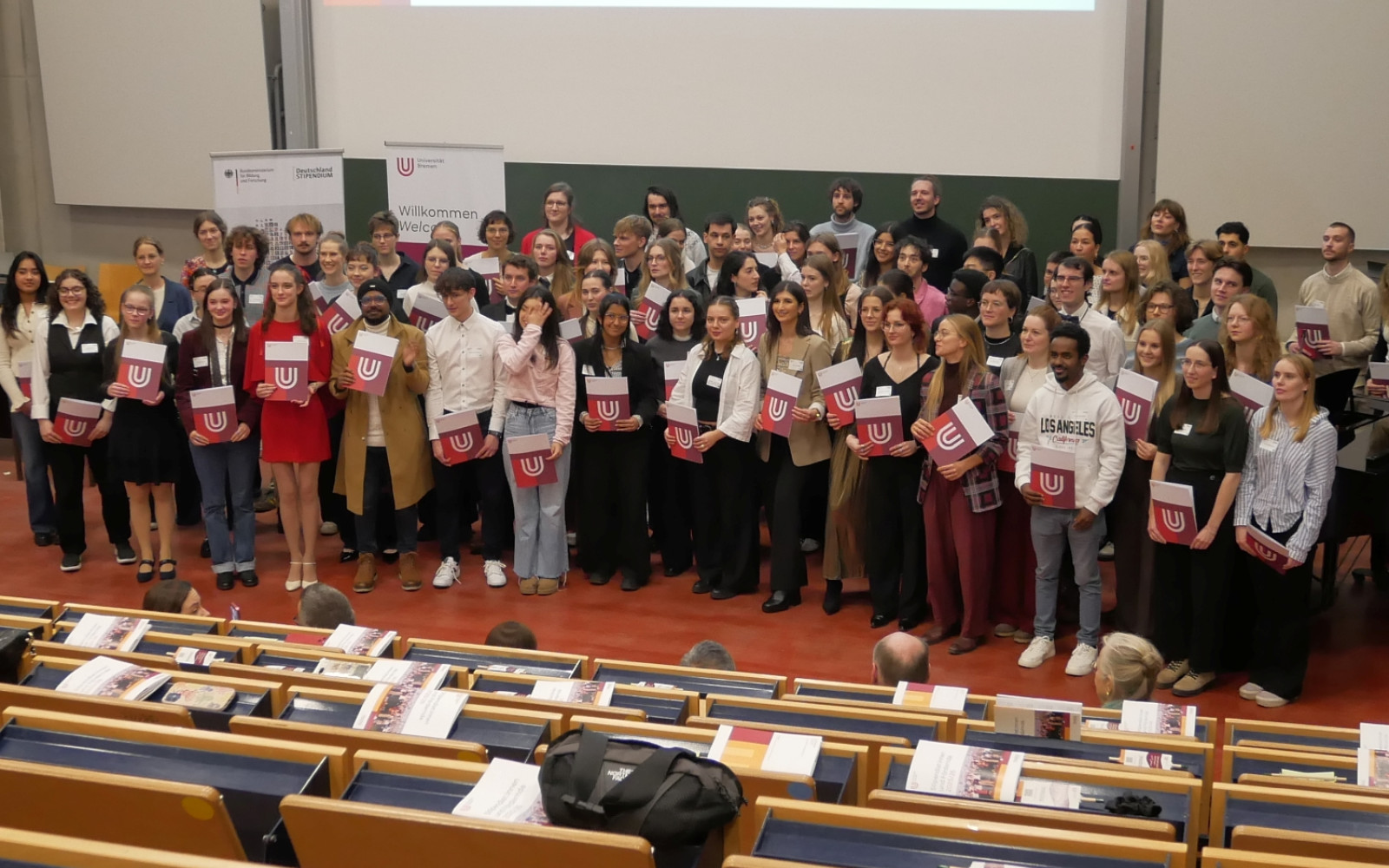 Bis der Fotograf mit der Aufstellung zufrieden war, dauerte es etwas