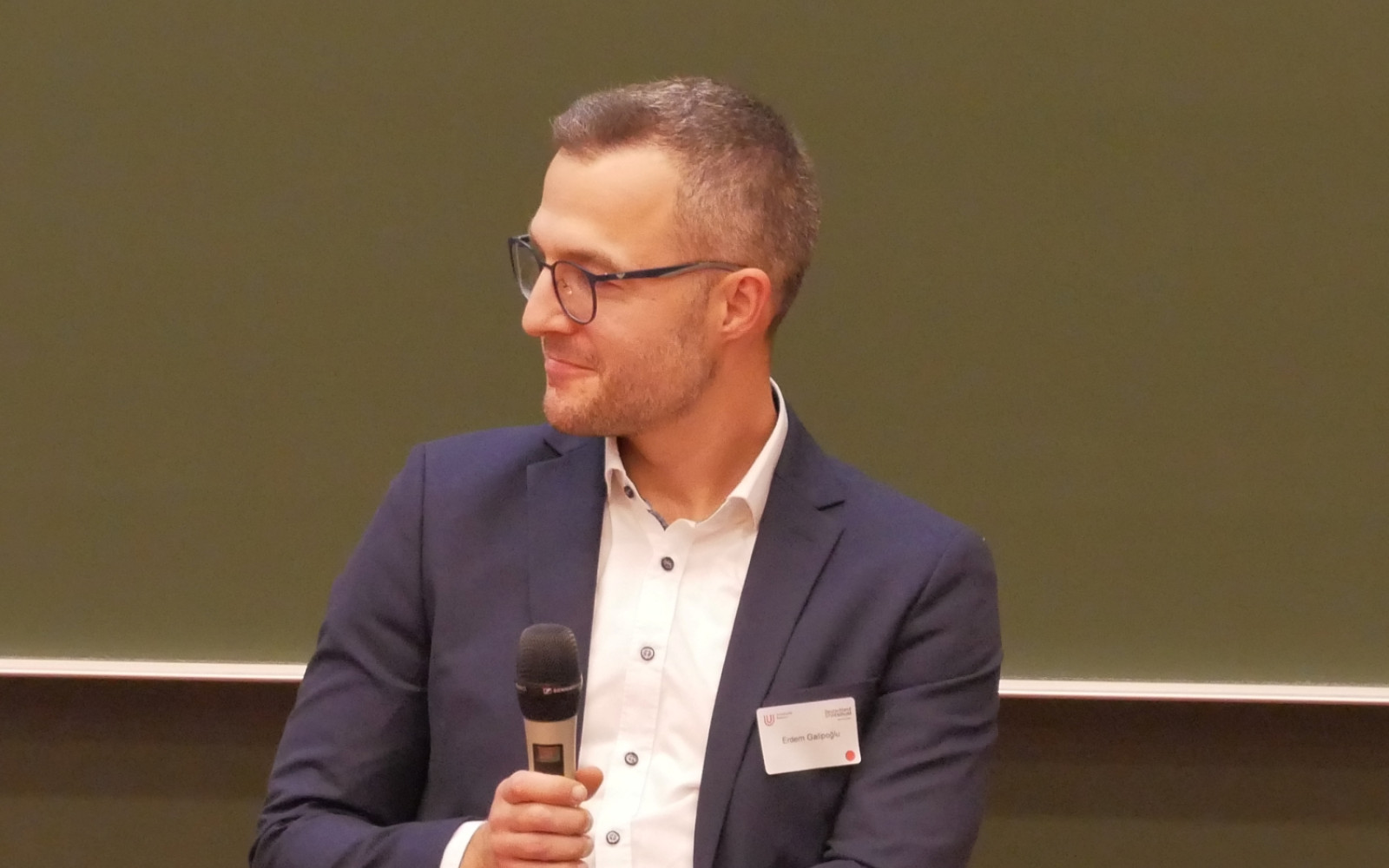 Dr. Erdem Galipoglu ist heute Prof. an der Hochschule Bremen